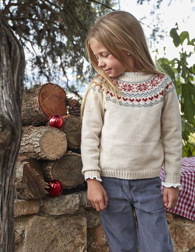 Jersey de greca en el cuello con lana marrón claro