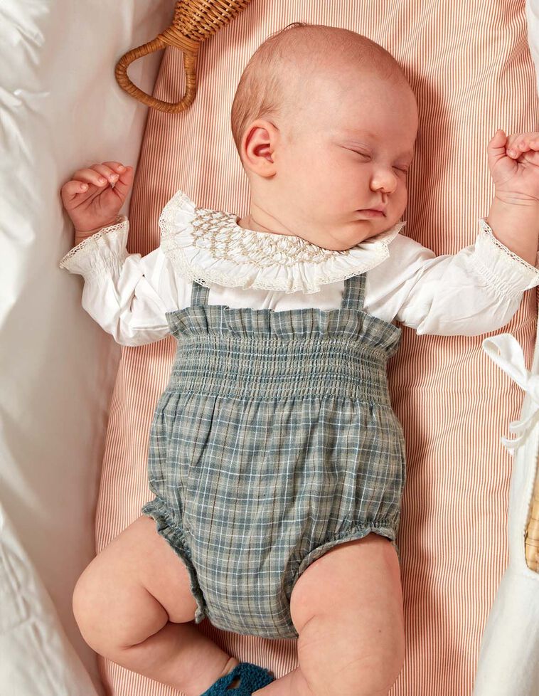 Bombacho cuadros con tirantes verde