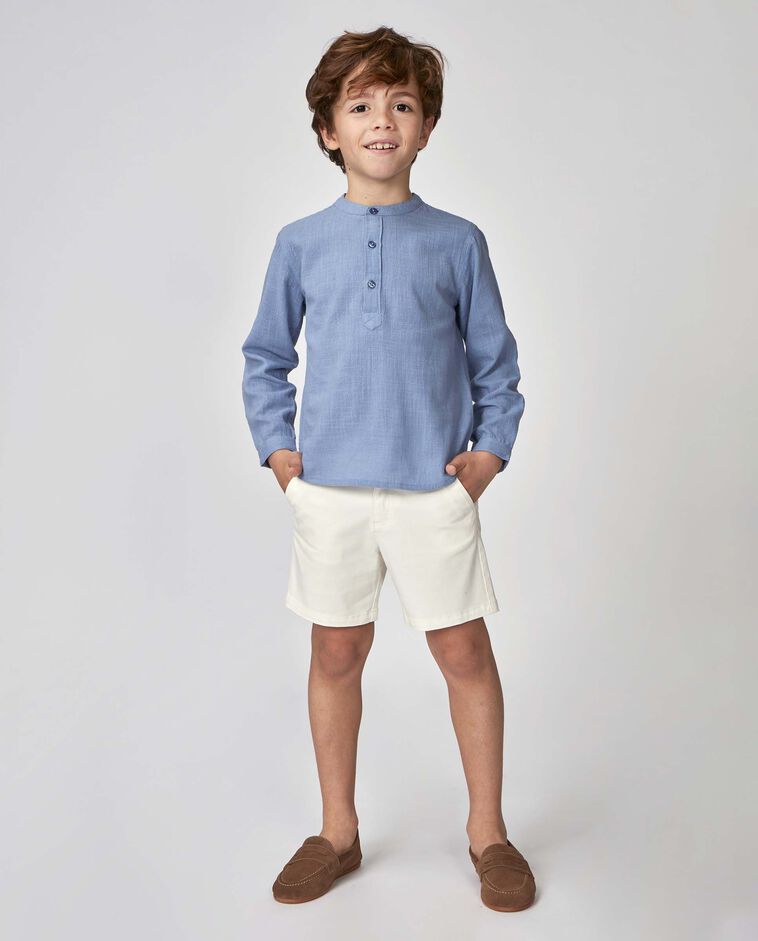 Pantal&oacute;n chino corto blanco