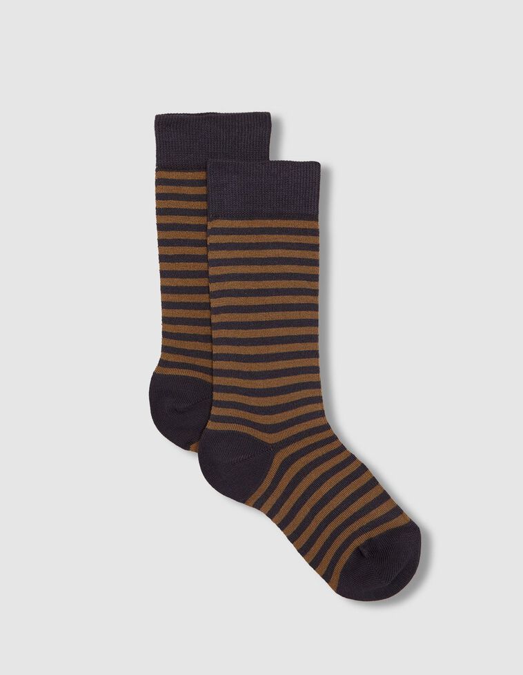 Calcetines de rayas finas gris