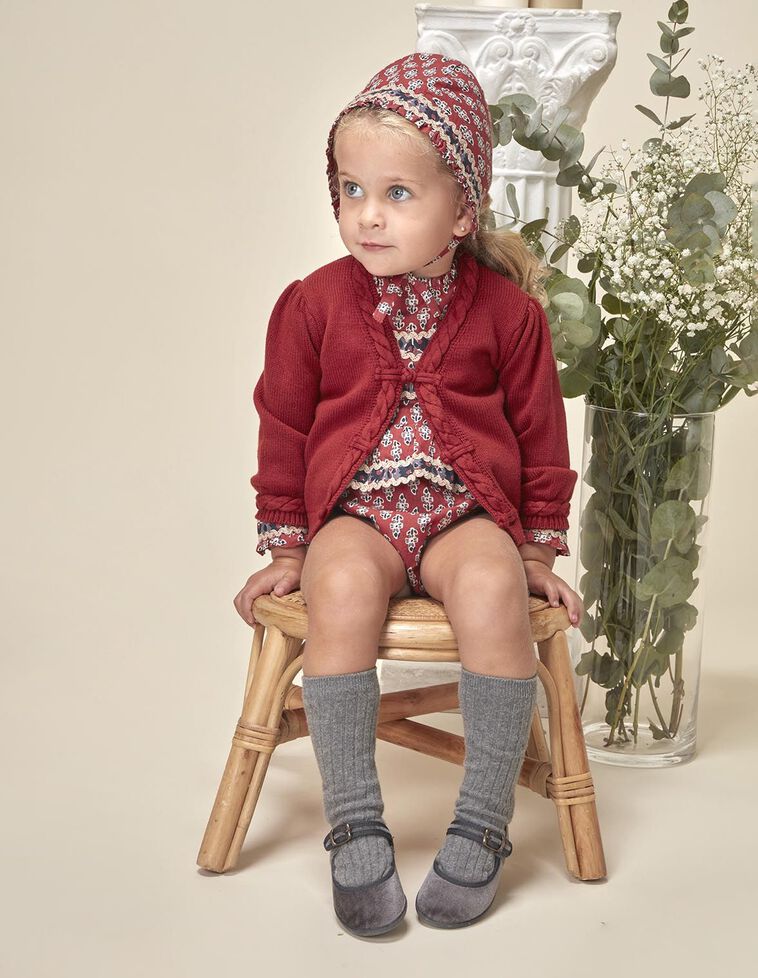 Chaqueta con trenzas con lana granate