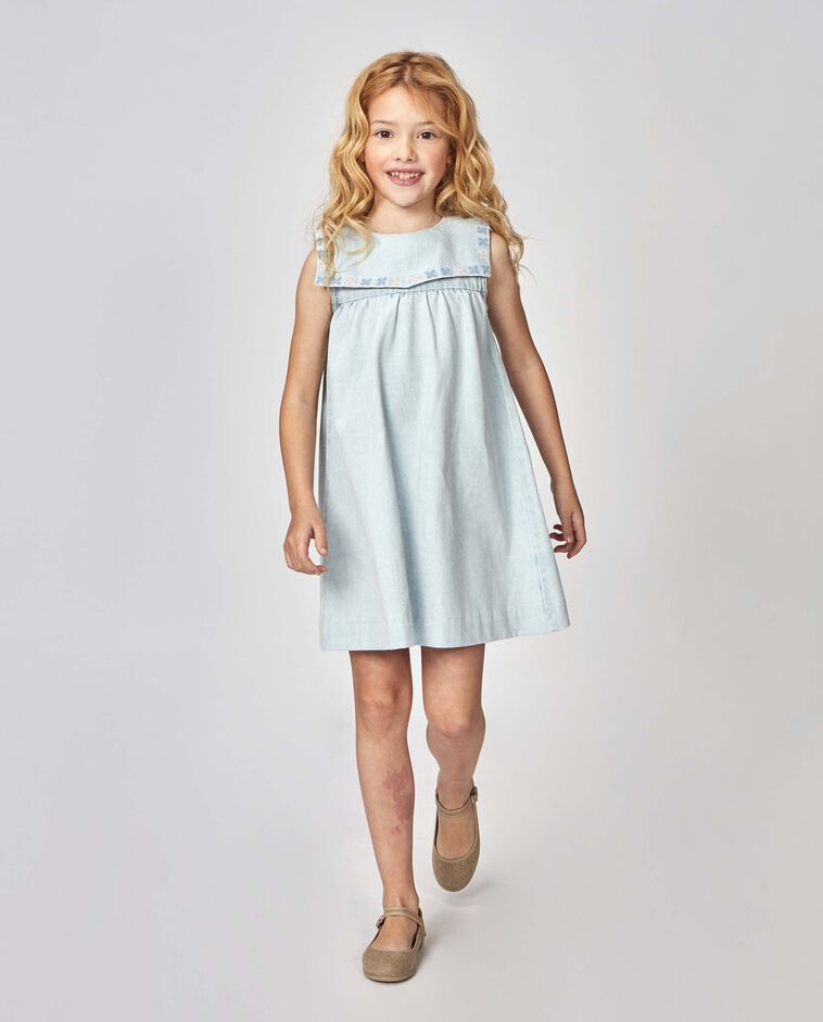 Vestido denim con bordados