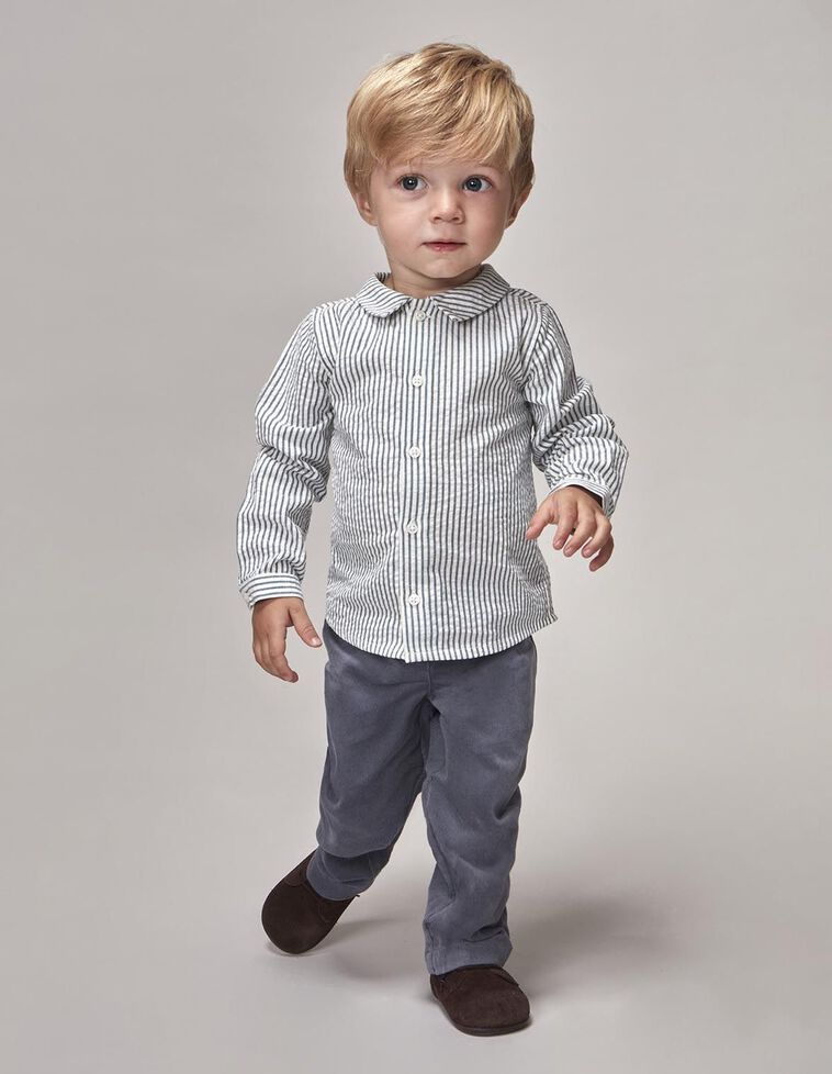 Camisa de rayas azul claro